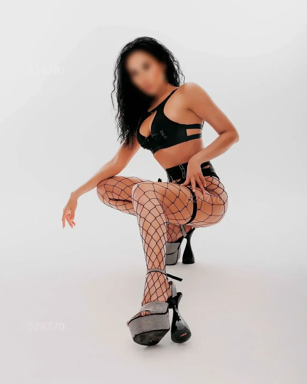 Laura — фотография анкеты