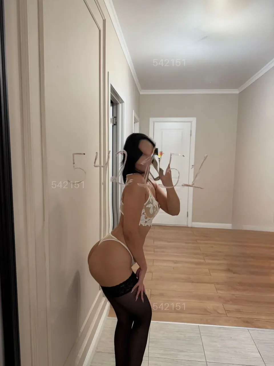 Alinnaaa — фотография анкеты